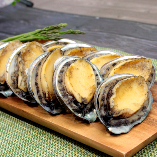 세척 손질이 필요없는 완도 자숙전복 700g내외(10~12마리) 손질전 1kg