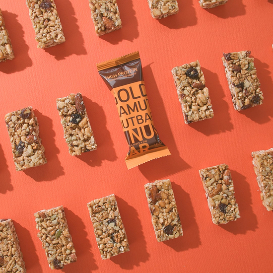 카무트 브랜드 밀을 담은 견과바