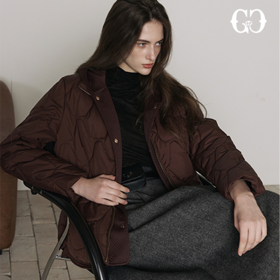 [GGPX] 25FW 후드배색 퀼팅 하프점퍼 크게보기