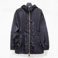 버버리 나일론 라이트 후드 재킷