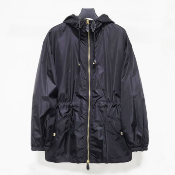 버버리 나일론 라이트 후드 재킷